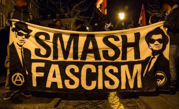 Former un groupe antifasciste : un manuel